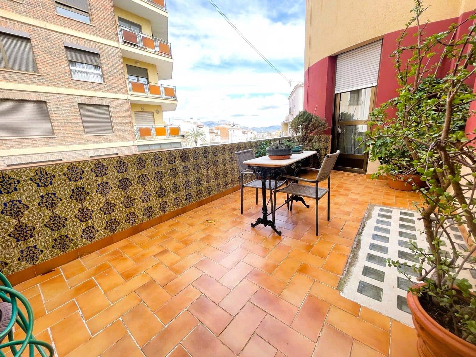 4 quarto Apartamento para venda em Cocentaina - 200 000 € (Ref: 8923833)