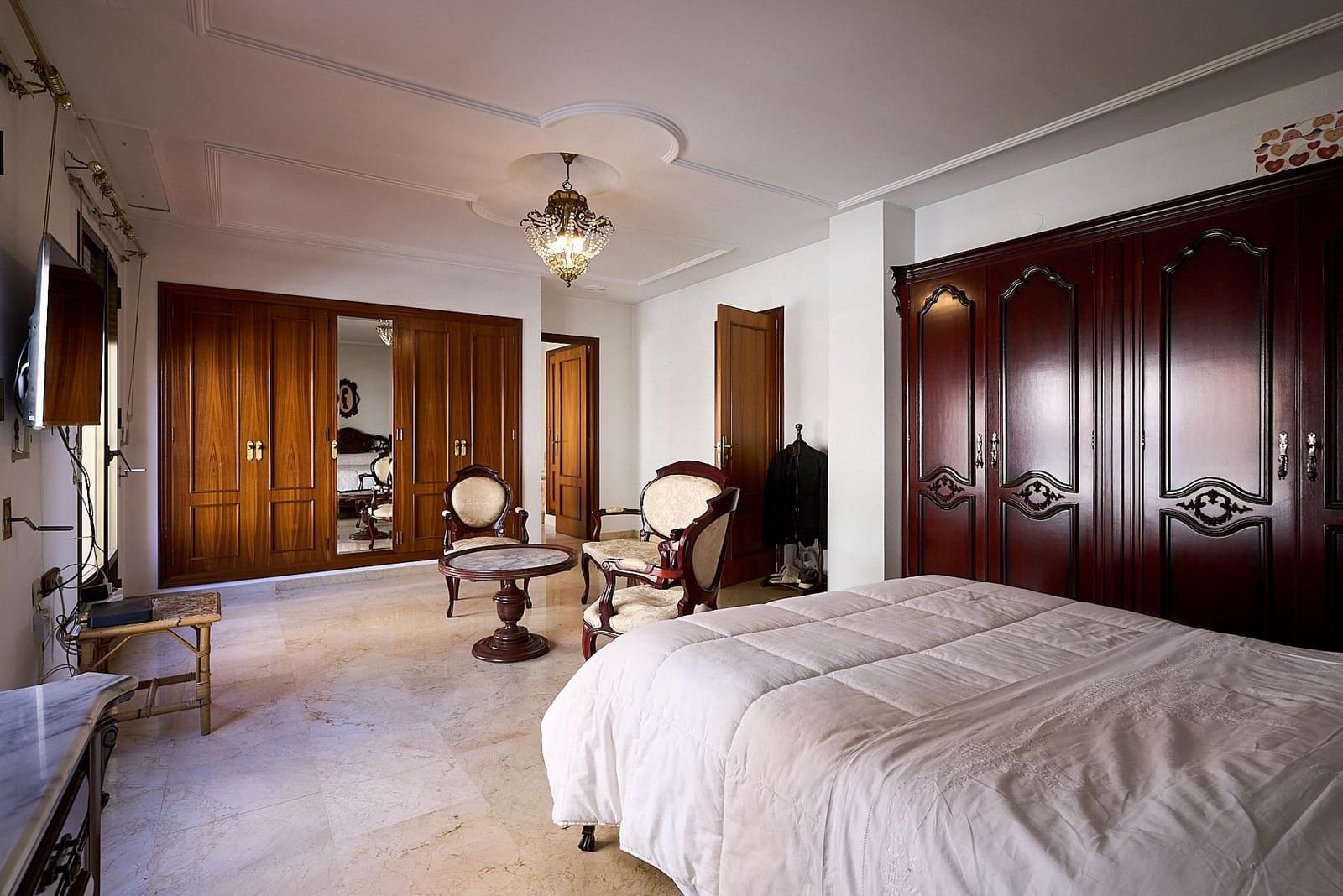 9 soveværelse Byhus til salg i Canals - € 360.000 (Ref: 8926729)