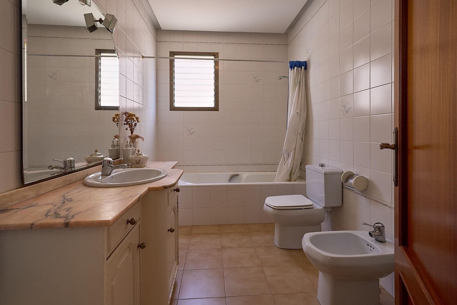 9 soveværelse Byhus til salg i Canals - € 360.000 (Ref: 8926729)