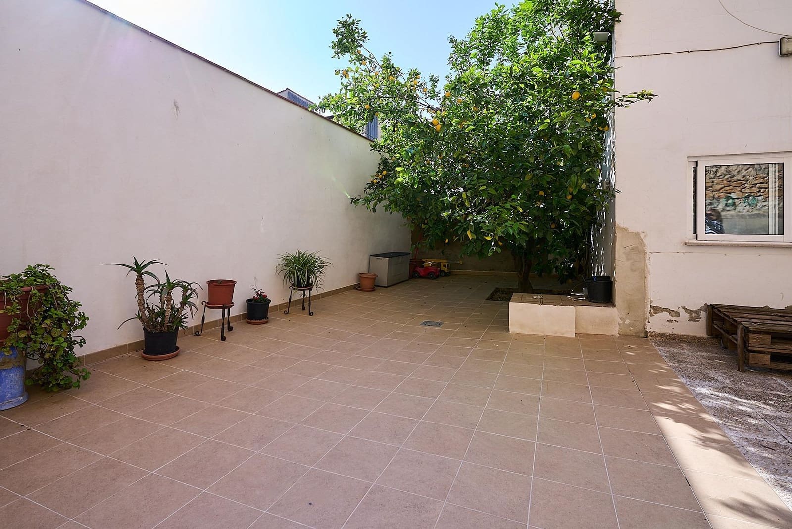 9 soveværelse Byhus til salg i Canals - € 360.000 (Ref: 8926729)