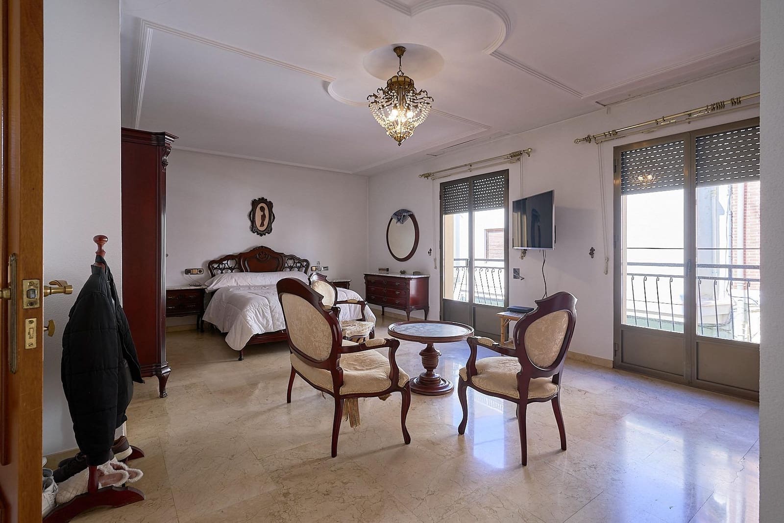 9 soveværelse Byhus til salg i Canals - € 360.000 (Ref: 8926729)