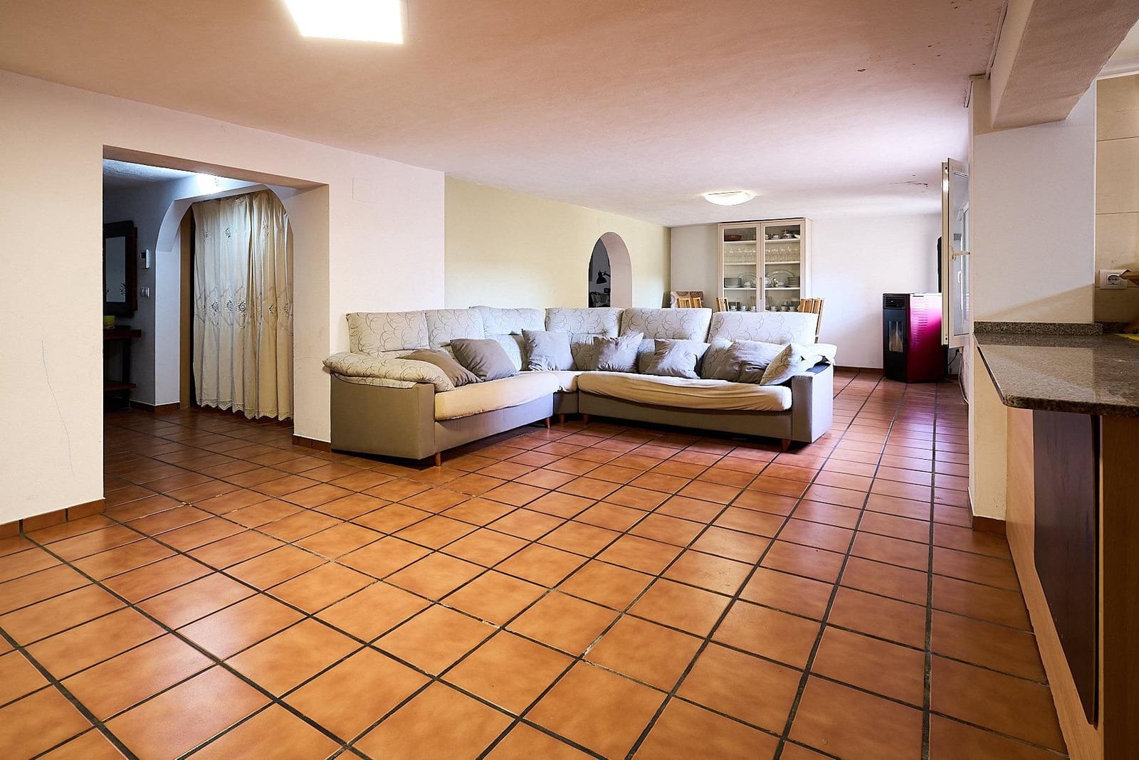 9 soveværelse Byhus til salg i Canals - € 360.000 (Ref: 8926729)