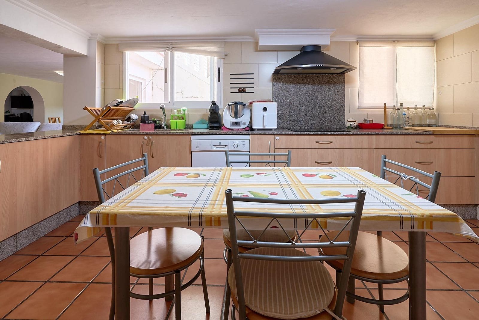 9 soveværelse Byhus til salg i Canals - € 360.000 (Ref: 8926729)