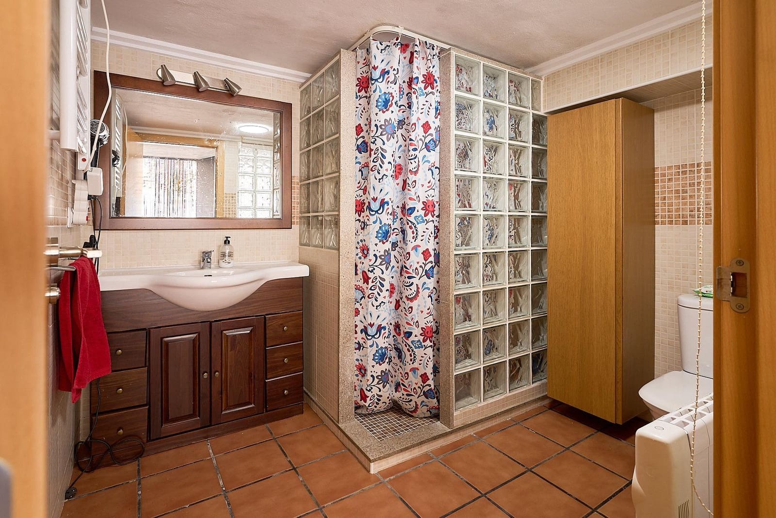 9 soveværelse Byhus til salg i Canals - € 360.000 (Ref: 8926729)