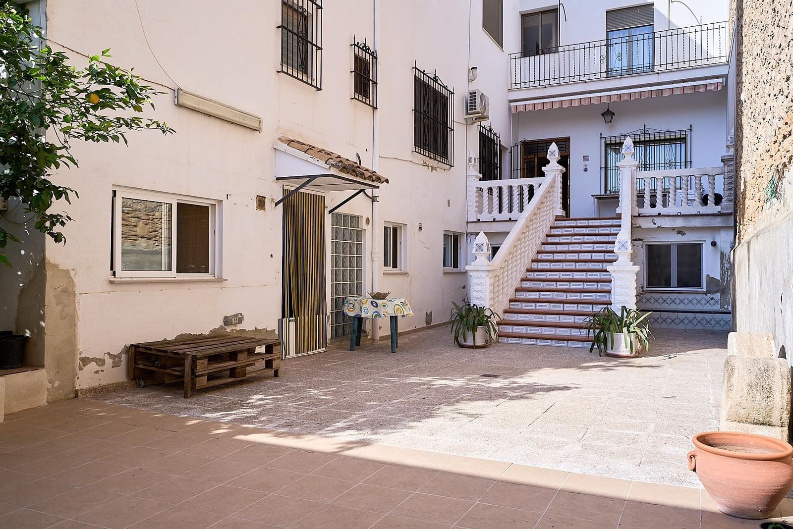 9 soveværelse Byhus til salg i Canals - € 360.000 (Ref: 8926729)