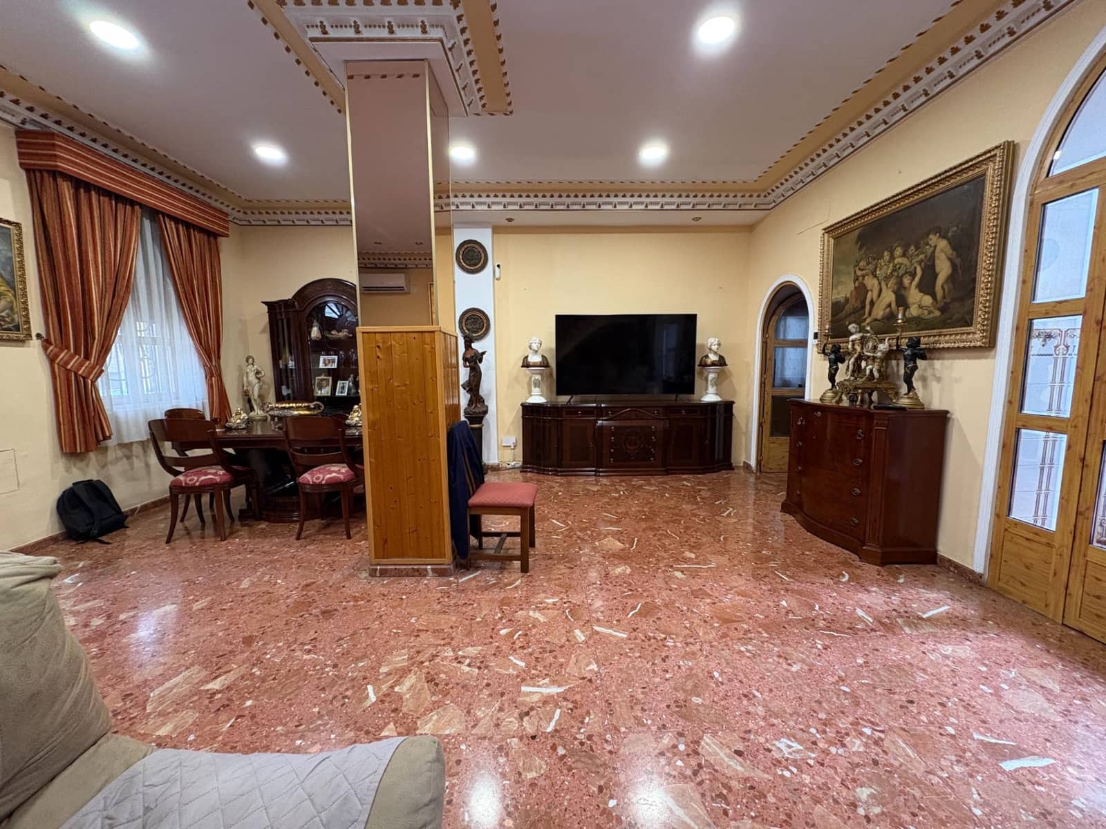 5 bedroom Townhouse for sale in Xativa - € 230,000 (Ref: 9001628)