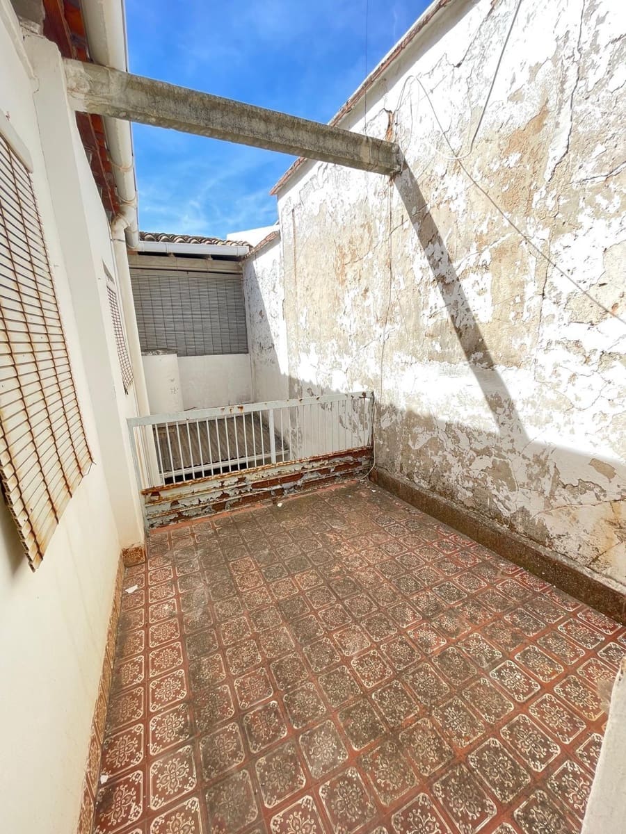 5 chambre Maison de Ville à vendre à Canals - 85 000 € (Ref: 9208288)