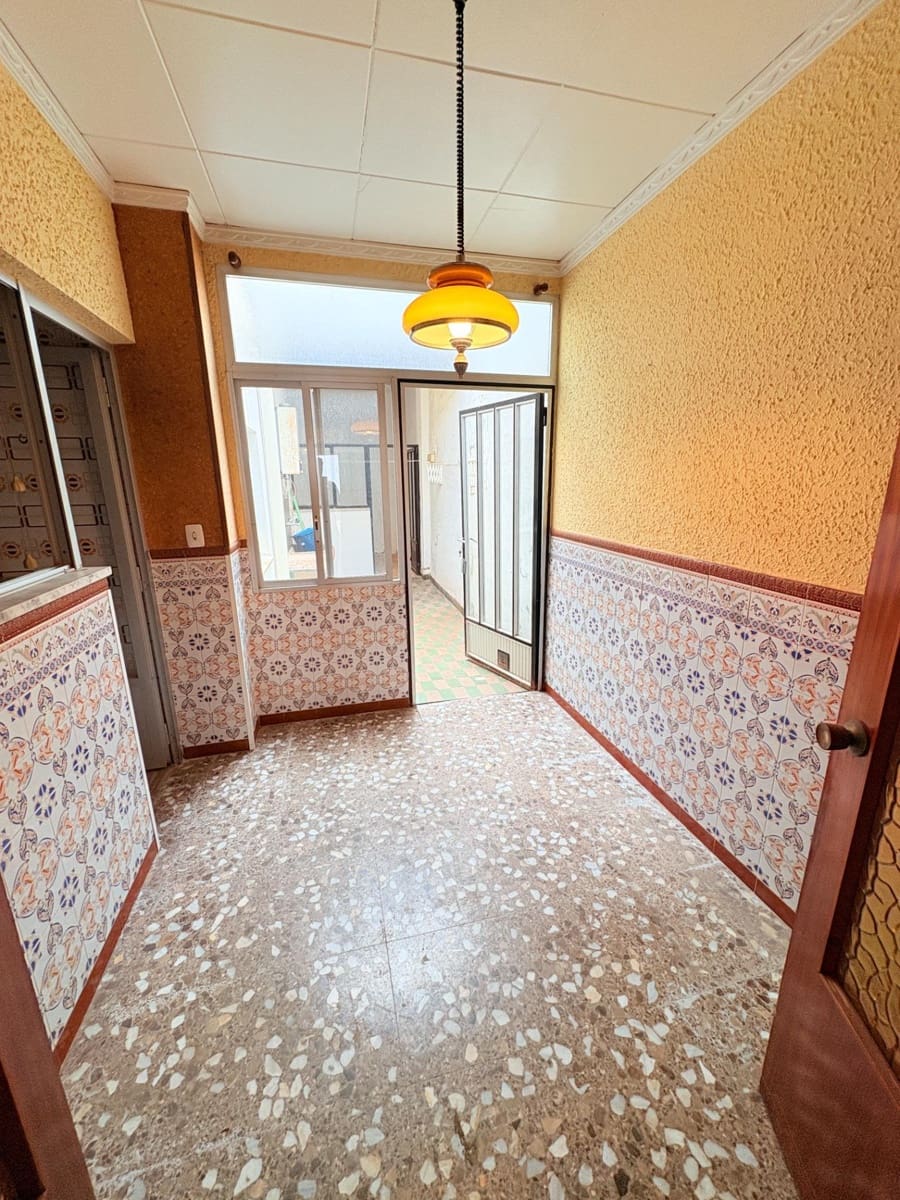5 chambre Maison de Ville à vendre à Canals - 85 000 € (Ref: 9208288)