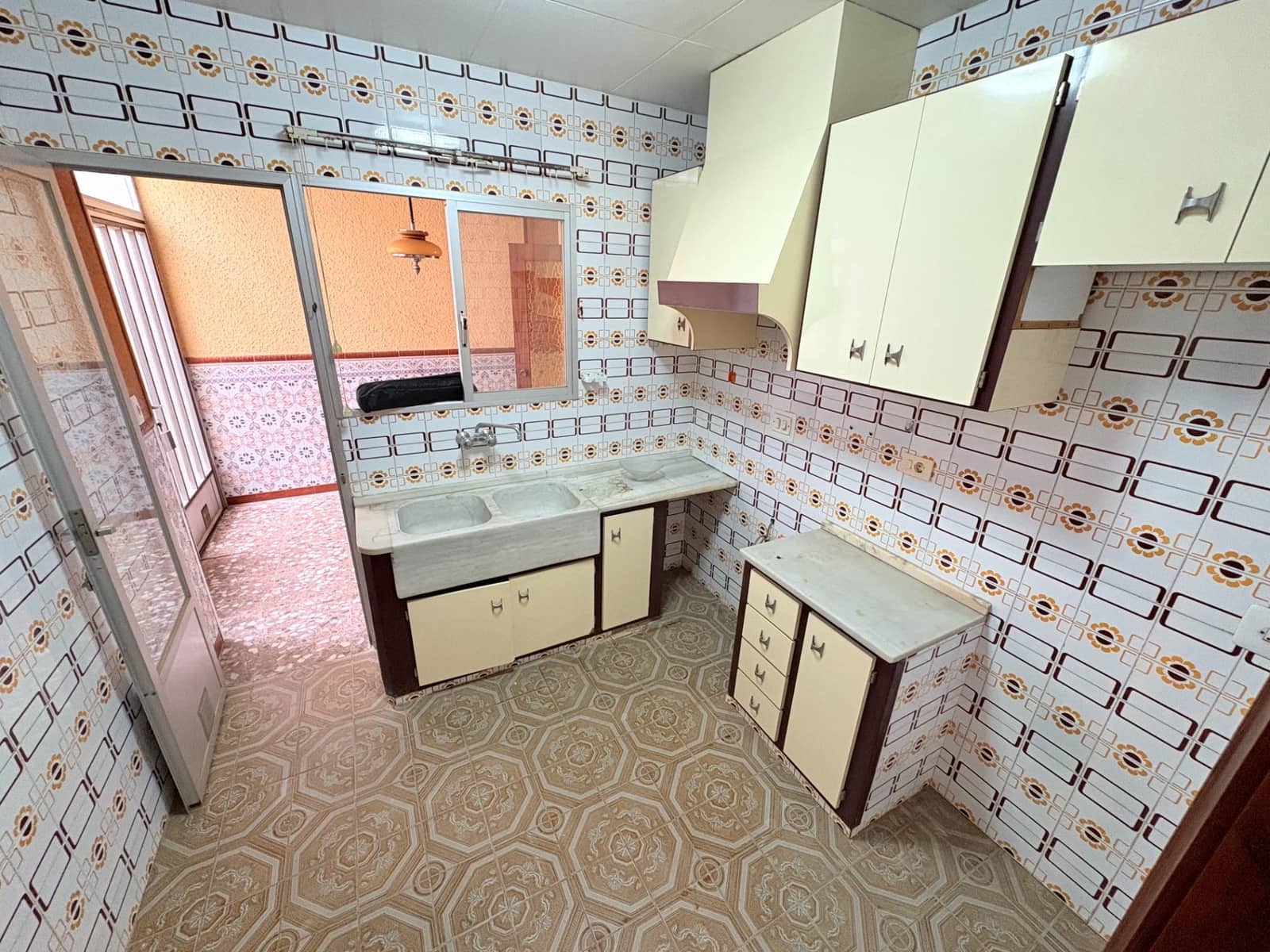 5 chambre Maison de Ville à vendre à Canals - 85 000 € (Ref: 9208288)