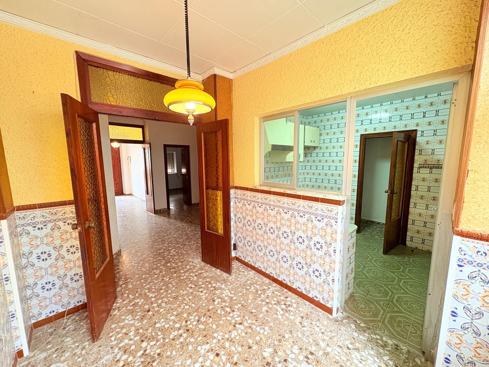 5 chambre Maison de Ville à vendre à Canals - 85 000 € (Ref: 9208288)