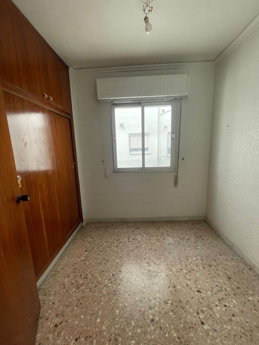 4 soveværelse Lejlighed til salg i Canals - € 95.000 (Ref: 9257286)