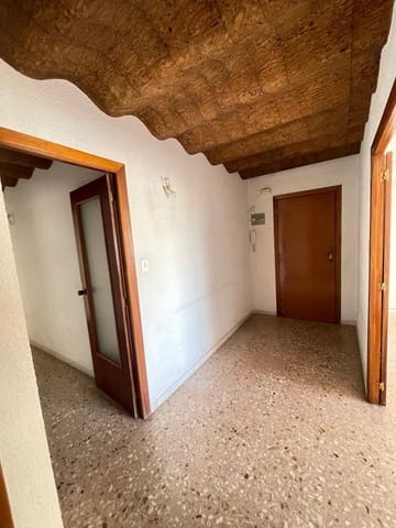 4 makuuhuone Asunto myytävänä paikassa Canals - 95 000 € (Ref: 9257286)