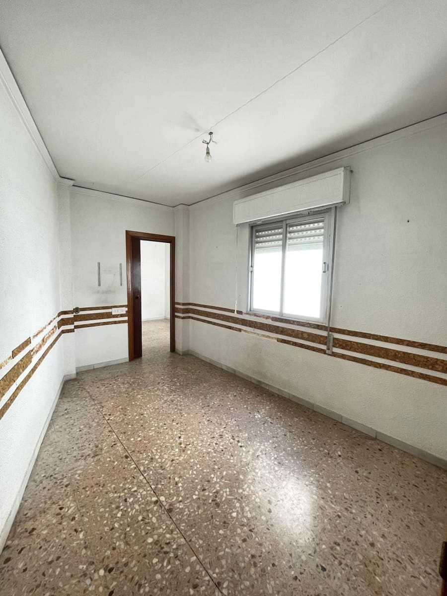 4 soveværelse Lejlighed til salg i Canals - € 95.000 (Ref: 9257286)