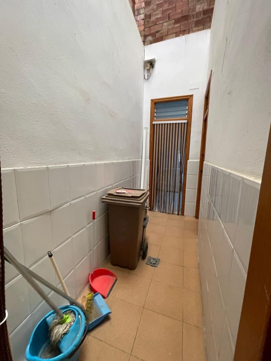 Byhus til salg i Antella - € 65.000 (Ref: 9264507)