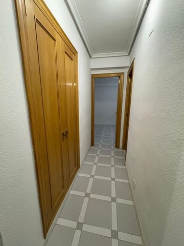 5 soveværelse Lejlighed til salg i Alcoy / Alcoi - € 140.000 (Ref: 9269720)