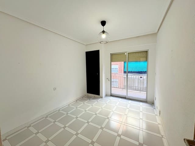 5 soveværelse Lejlighed til salg i Alcoy / Alcoi - € 140.000 (Ref: 9269720)