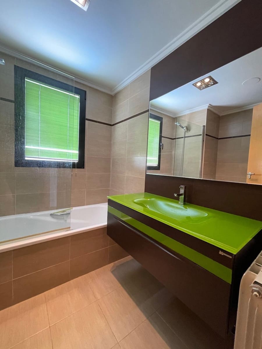 Piso de 3 habitaciones en Alcoy / Alcoi en venta con piscina garaje - 179.000 € (Ref: 9282205)