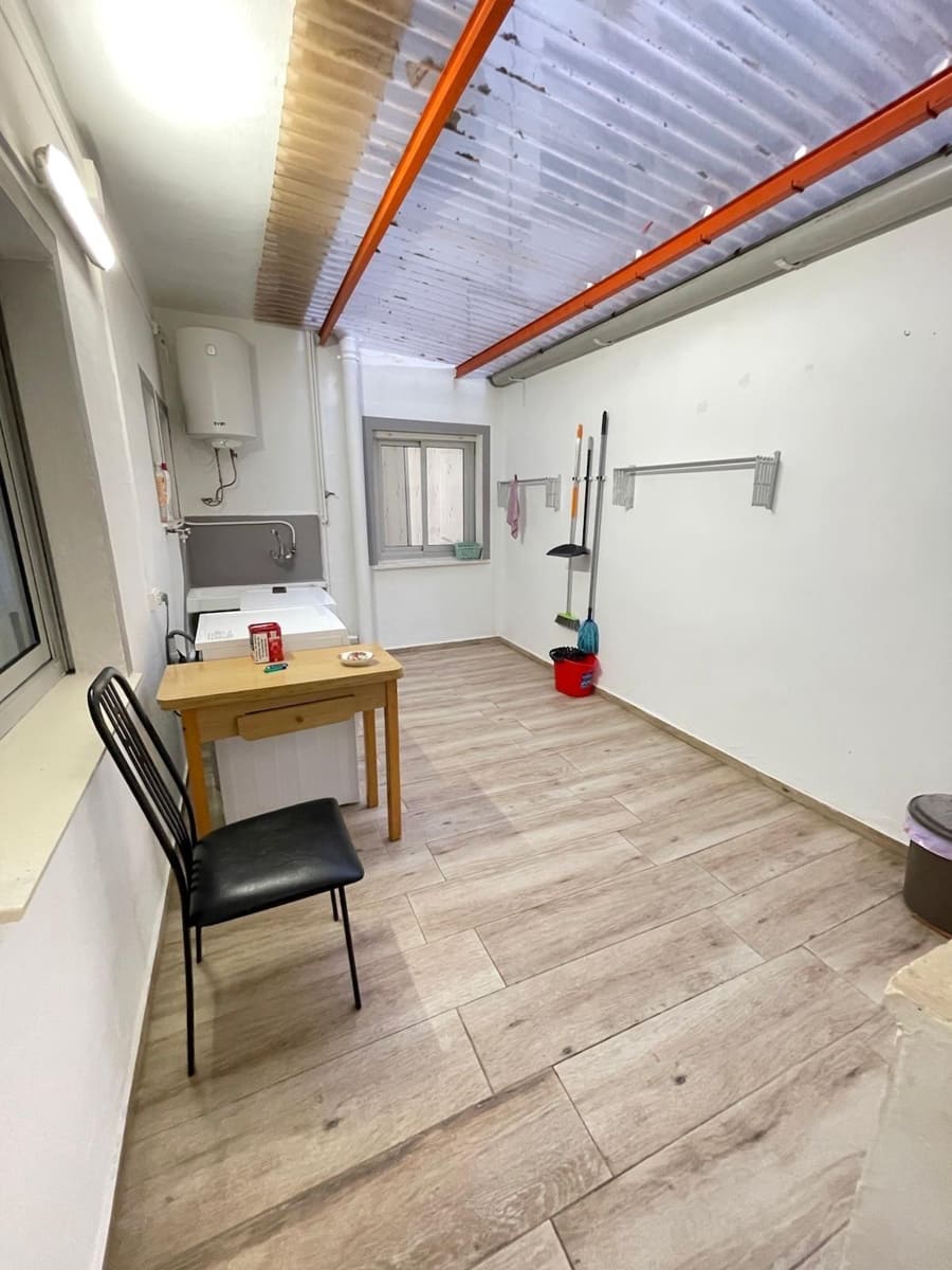 4 soveværelse Lejlighed til salg i Canals - € 130.000 (Ref: 9296889)