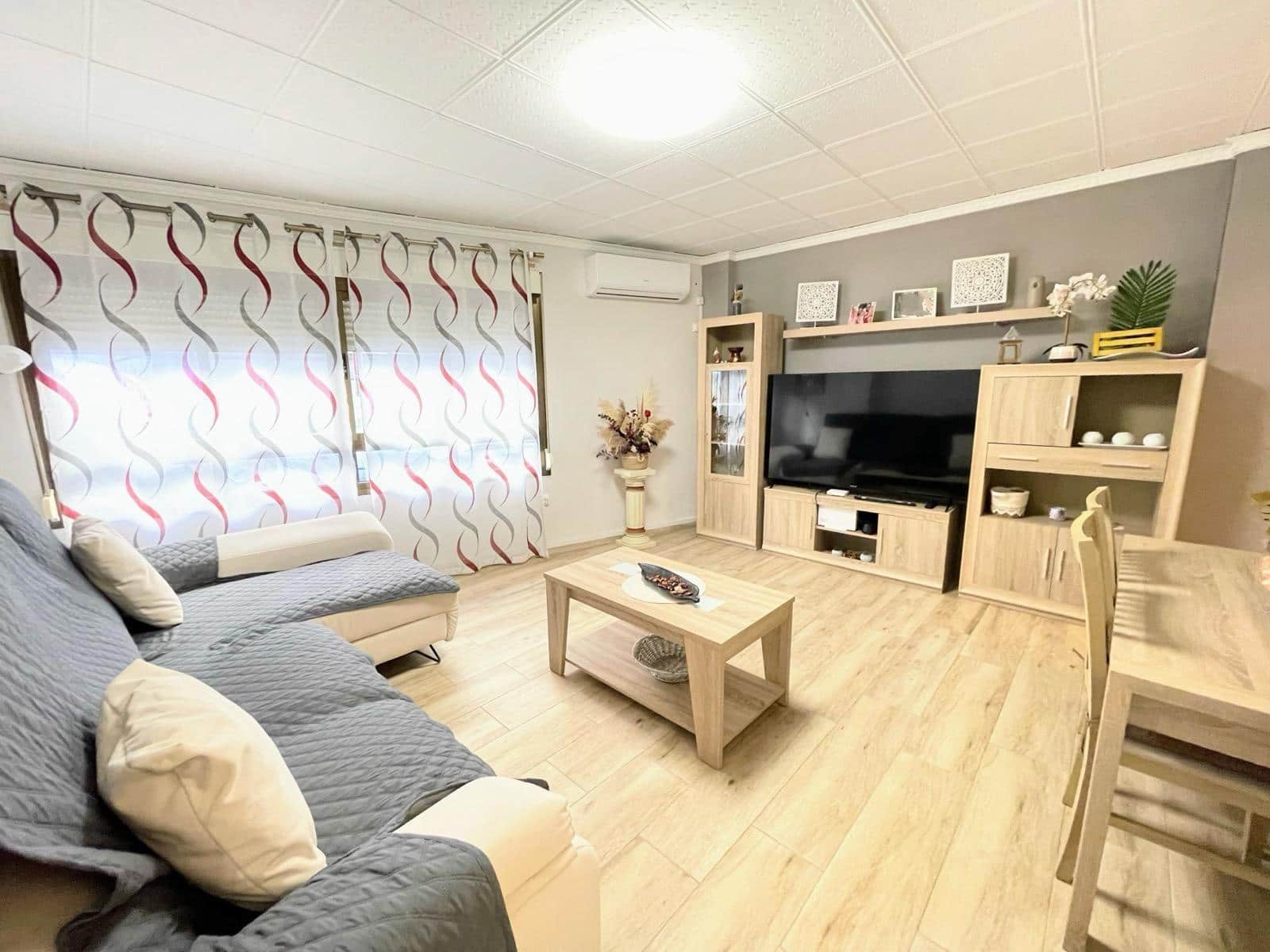 4 soveværelse Lejlighed til salg i Canals - € 130.000 (Ref: 9296889)