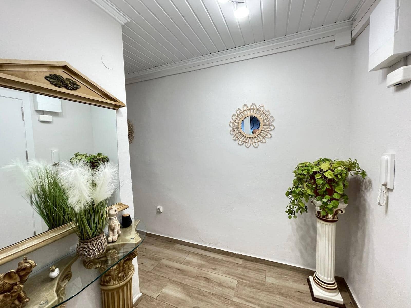 4 soveværelse Lejlighed til salg i Canals - € 130.000 (Ref: 9296889)