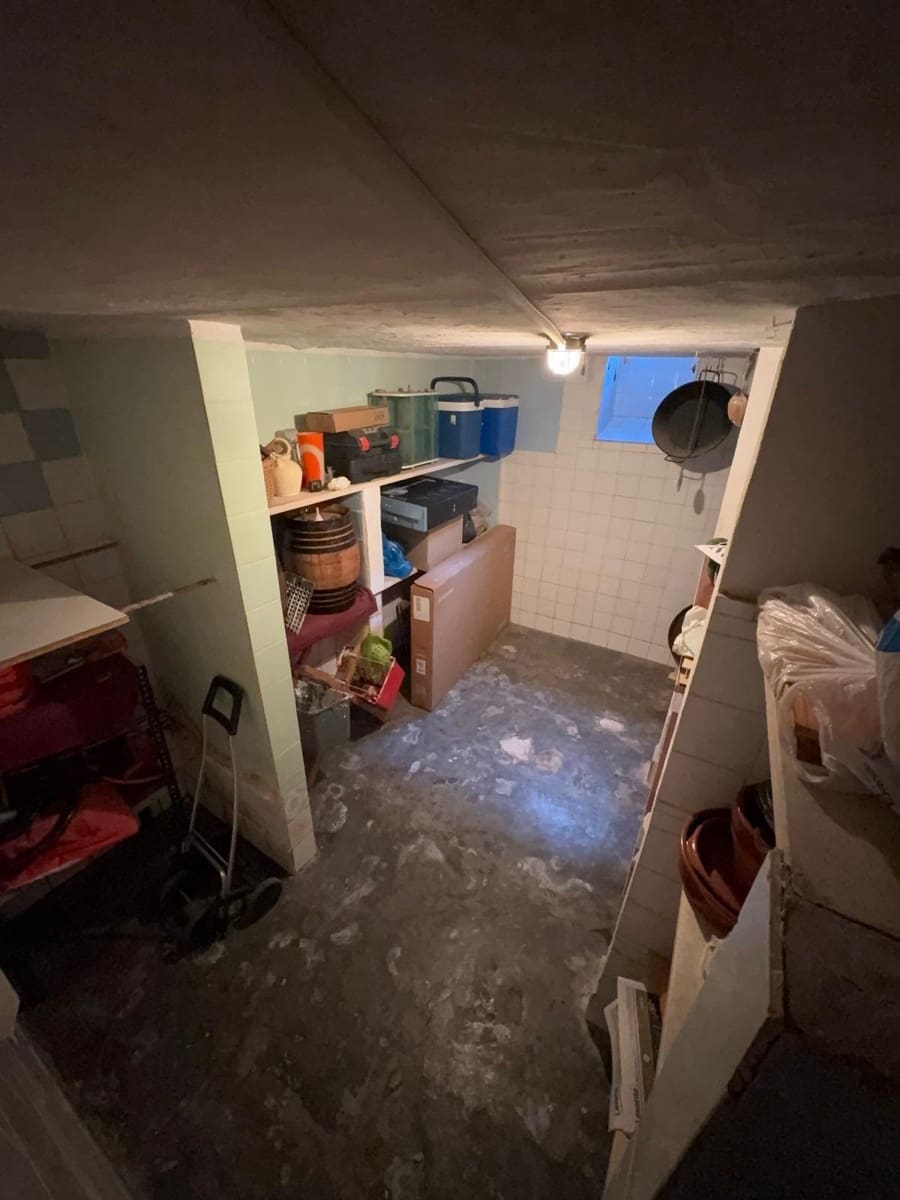 5 sovrum Lägenhet till salu i L'Olleria med garage - 140 000 € (Ref: 9308506)