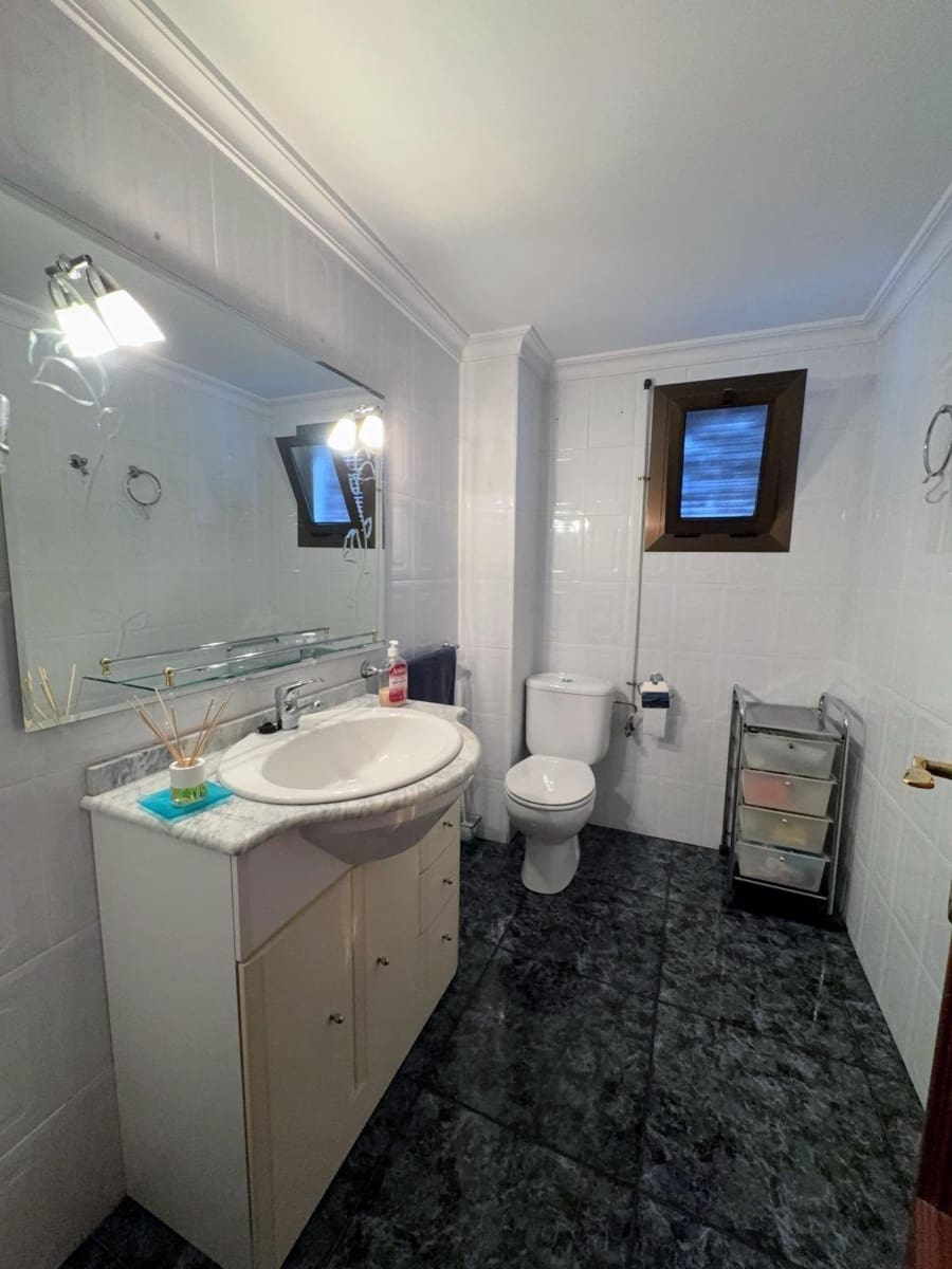 5 sovrum Lägenhet till salu i L'Olleria med garage - 140 000 € (Ref: 9308506)