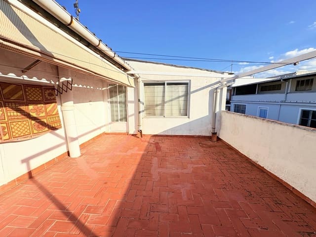 5 soveværelse Lejlighed til salg i L'Olleria med garage - € 140.000 (Ref: 9308506)