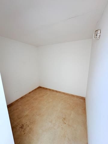 3 makuuhuone Asunto myytävänä paikassa La Pobla Llarga mukana 
autotalli - 143 000 € (Ref: 9321899)