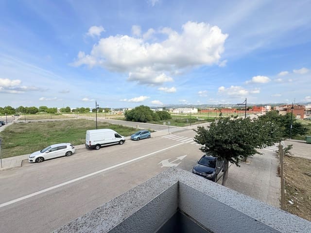 3 makuuhuone Asunto myytävänä paikassa La Pobla Llarga mukana 
autotalli - 143 000 € (Ref: 9321899)