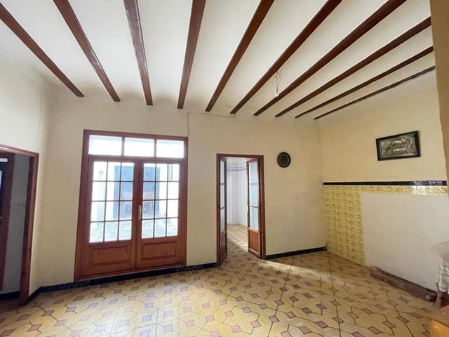 7 quarto Casa em Banda para venda em Montesa - 95 000 € (Ref: 9321905)