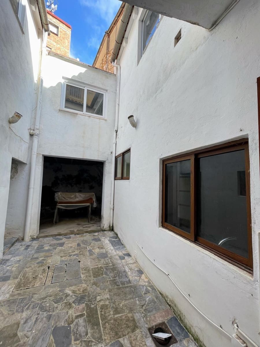 7 sypialnia Dom na sprzedaż w Montesa - 95 000 € (Ref: 9321905)