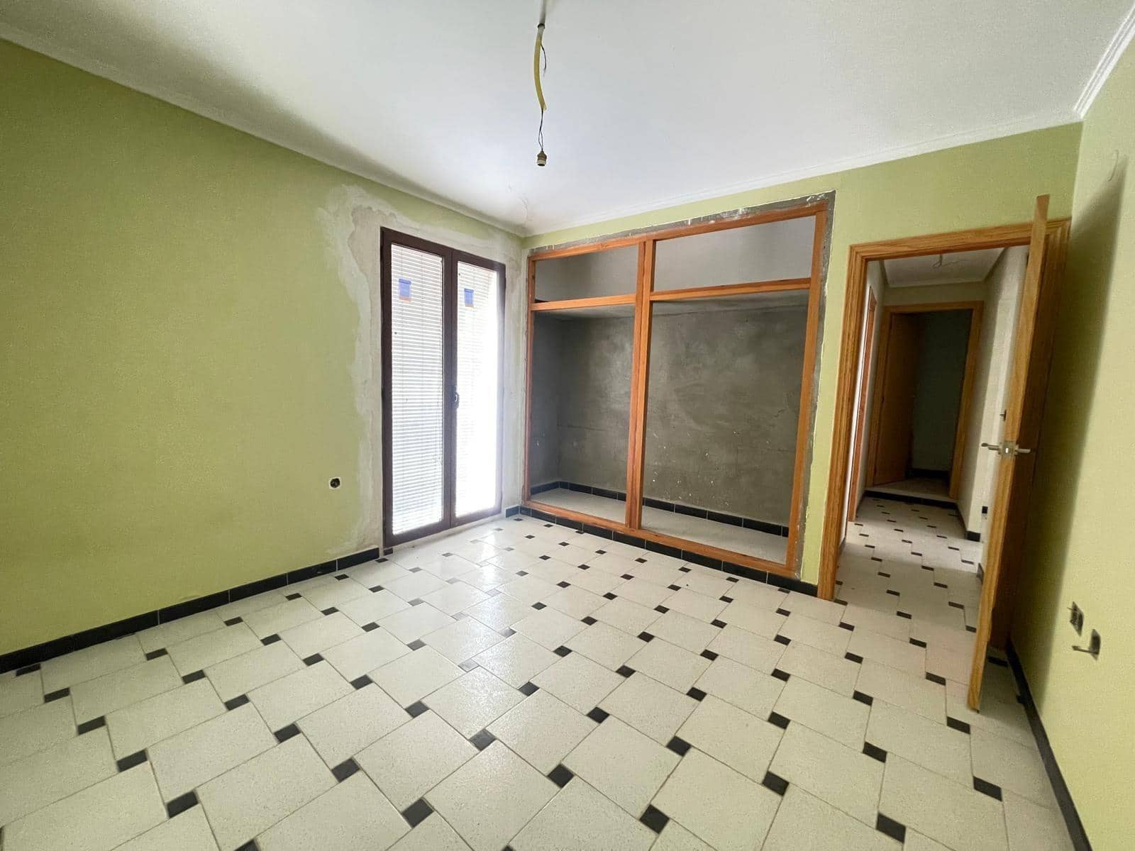 7 sypialnia Dom na sprzedaż w Montesa - 95 000 € (Ref: 9321905)