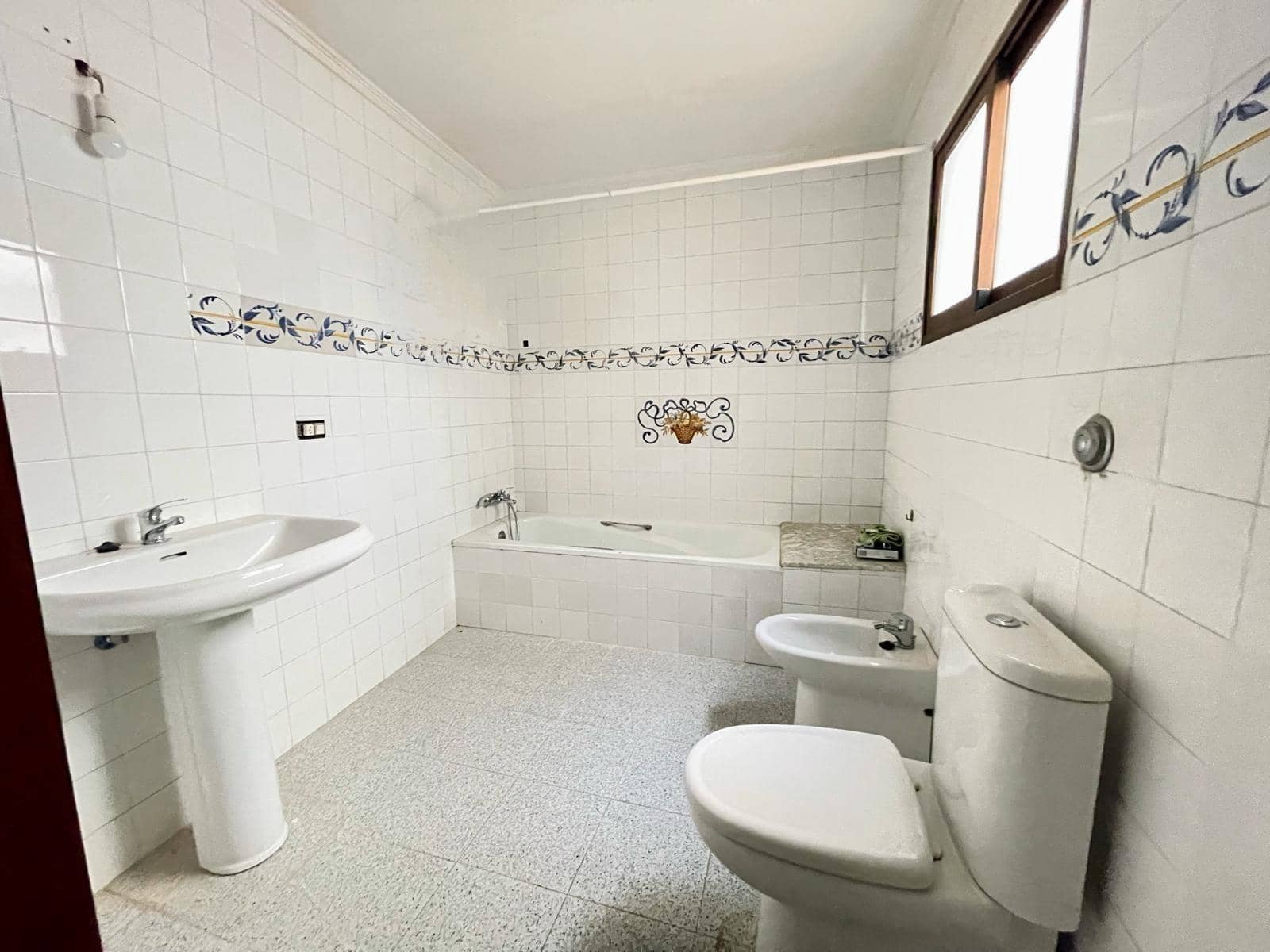 7 sypialnia Dom na sprzedaż w Montesa - 95 000 € (Ref: 9321905)