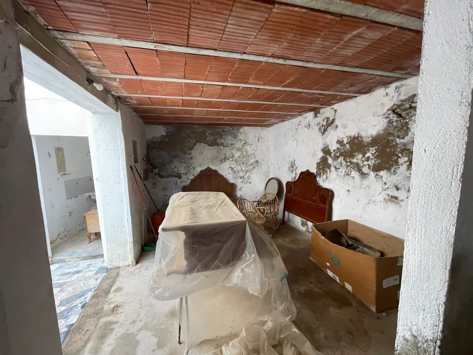 7 sypialnia Dom na sprzedaż w Montesa - 95 000 € (Ref: 9321905)