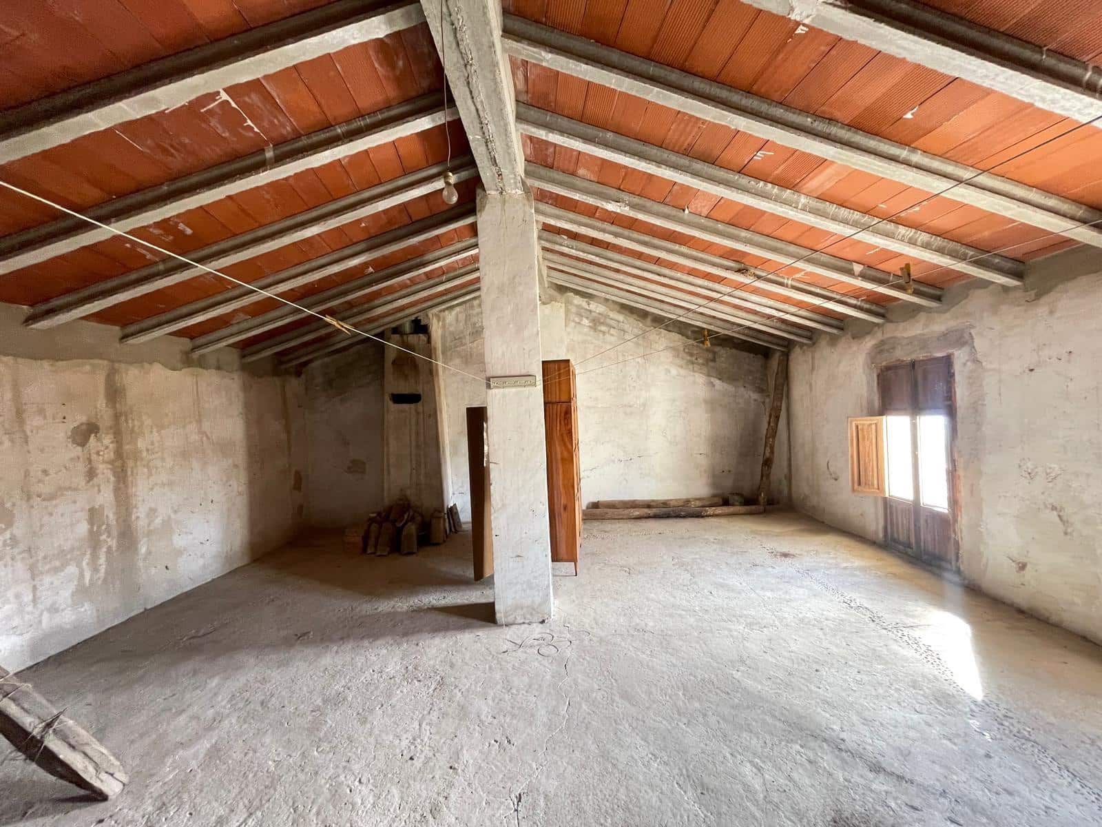 7 sypialnia Dom na sprzedaż w Montesa - 95 000 € (Ref: 9321905)