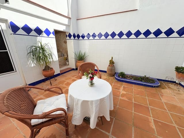 6 bedroom Townhouse for sale in Villalonga - € 285,000 (Ref: 9396317)