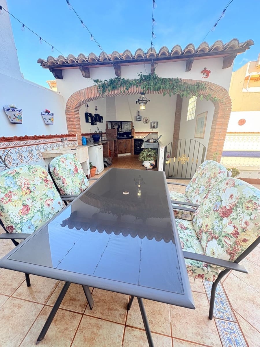 6 soveværelse Villa til salg i Canals med swimmingpool garage - € 430.000 (Ref: 9407967)