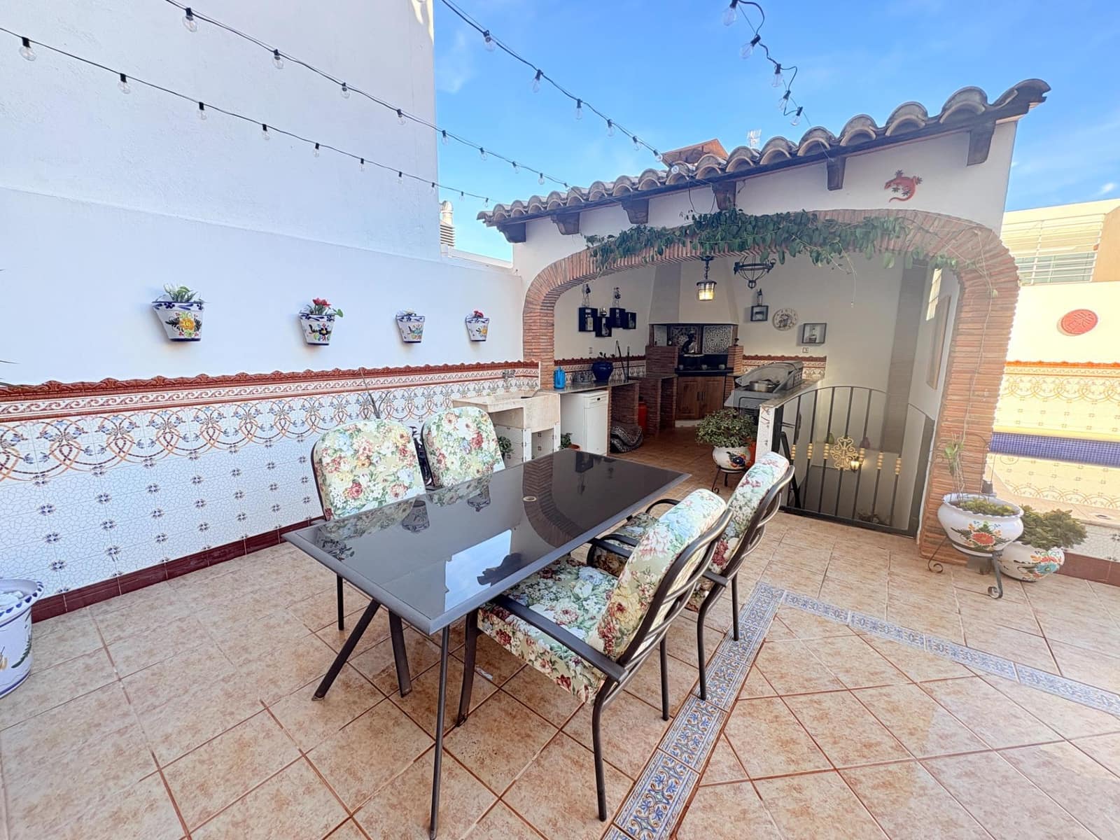 6 soveværelse Villa til salg i Canals med swimmingpool garage - € 430.000 (Ref: 9407967)