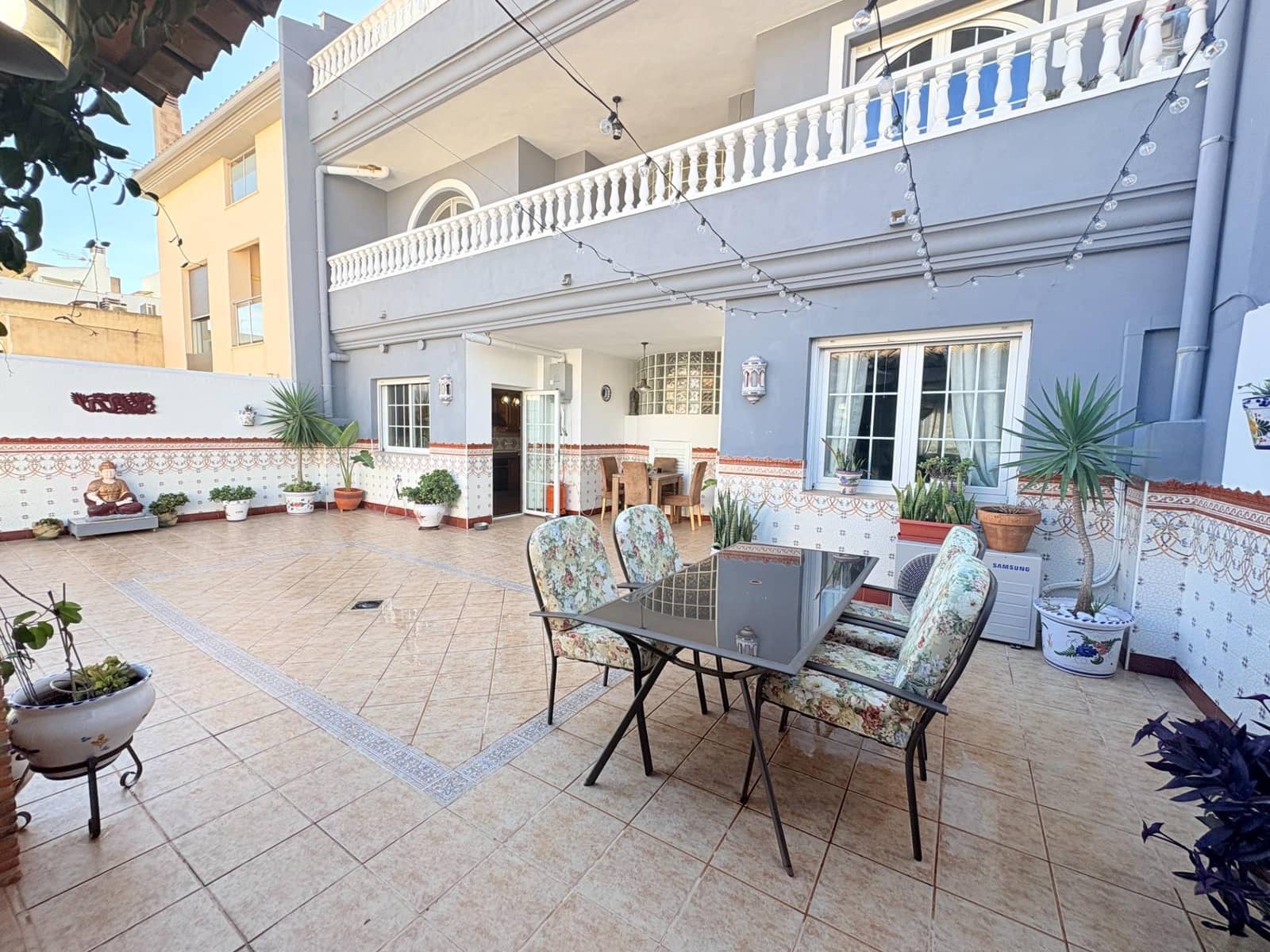 6 soveværelse Villa til salg i Canals med swimmingpool garage - € 430.000 (Ref: 9407967)