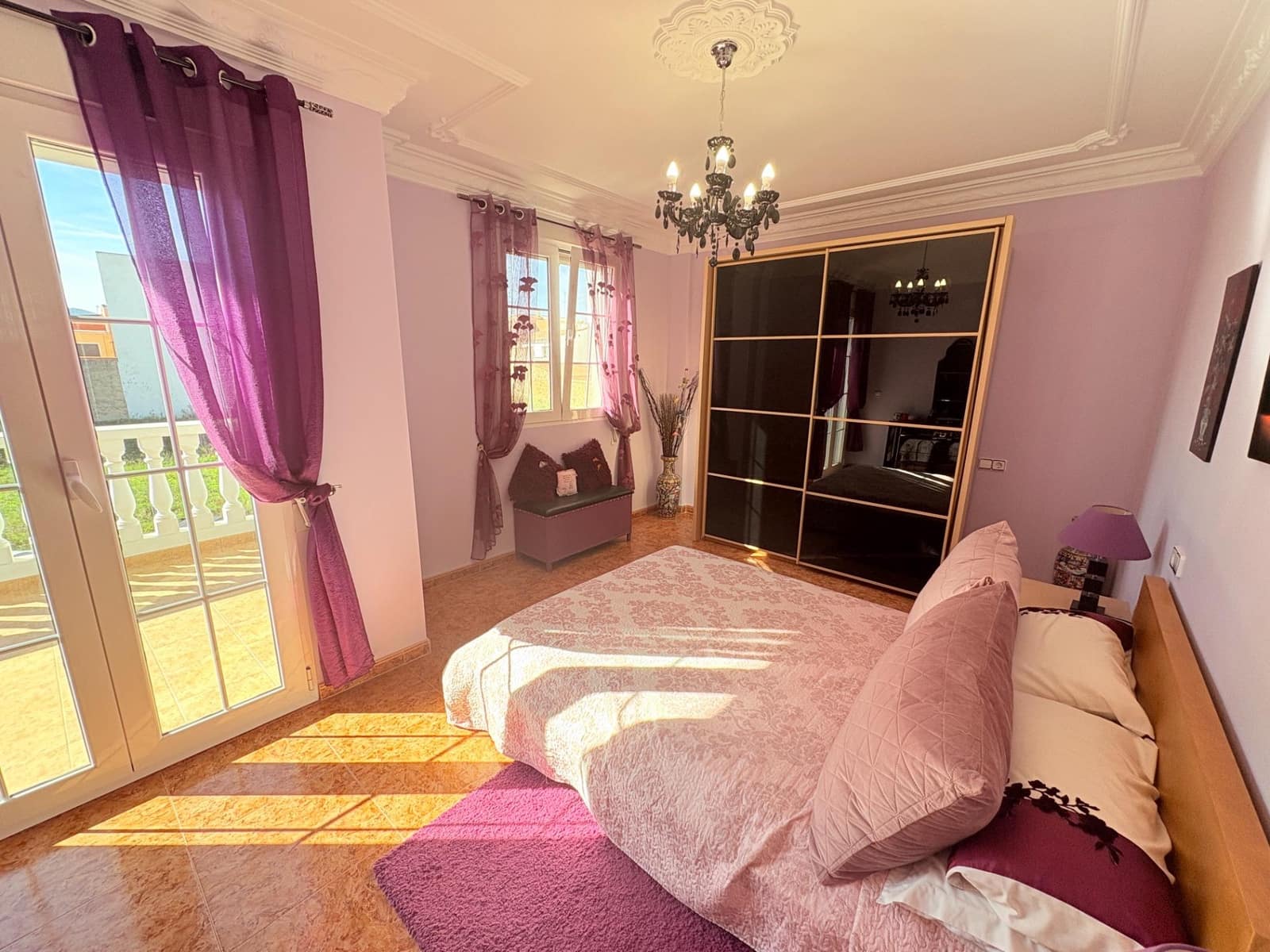 6 soveværelse Villa til salg i Canals med swimmingpool garage - € 430.000 (Ref: 9407967)