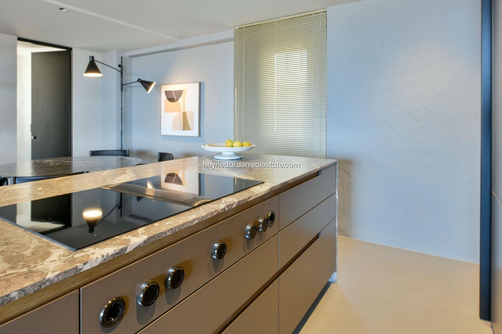 2 bedroom Apartment for sale in Palma de Mallorca - € 1,500,000 (Ref: 9420211)