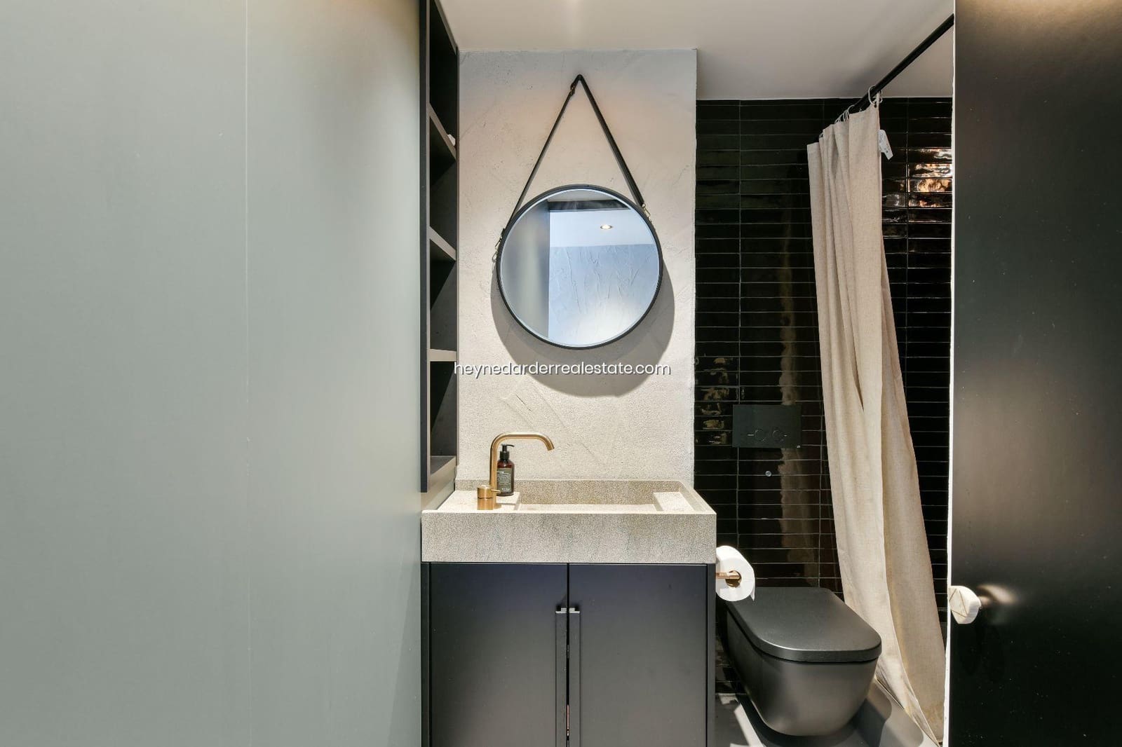 2 bedroom Apartment for sale in Palma de Mallorca - € 1,500,000 (Ref: 9420211)