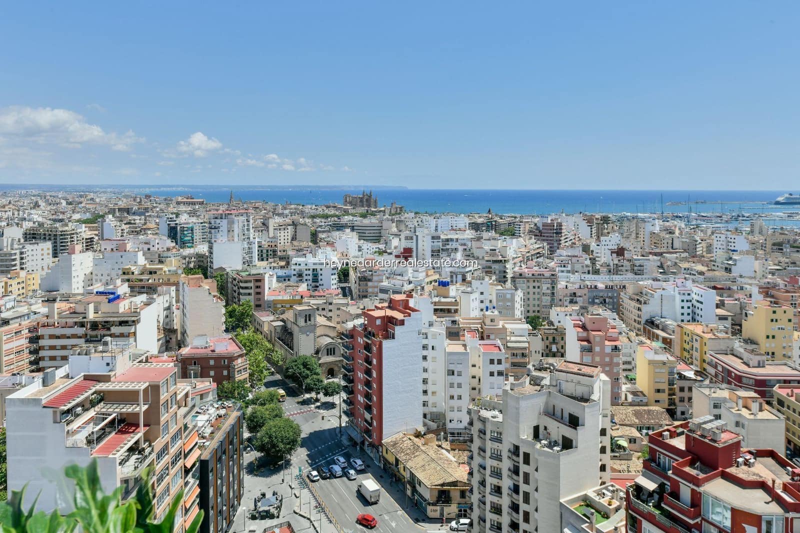 2 bedroom Apartment for sale in Palma de Mallorca - € 1,500,000 (Ref: 9420211)