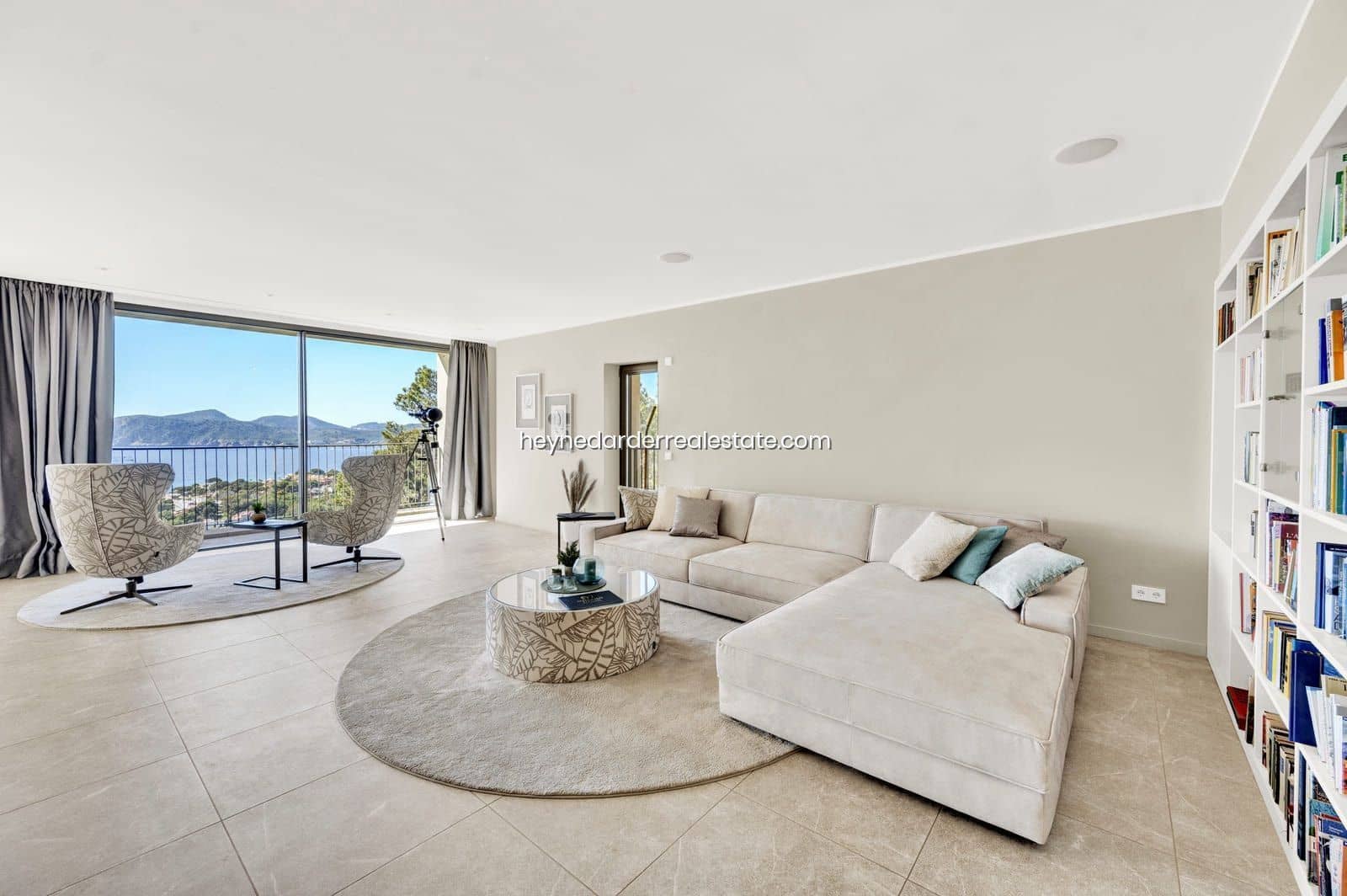 5 bedroom Villa for sale in Costa de la Calma with pool garage - € 7,500,000 (Ref: 9420213)