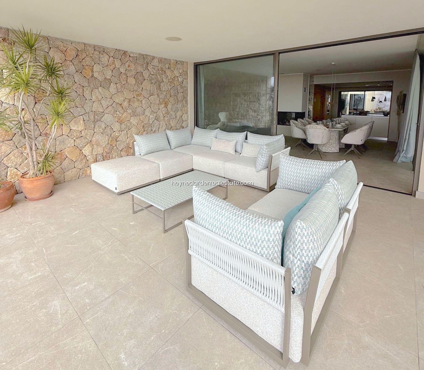5 bedroom Villa for sale in Costa de la Calma with pool garage - € 7,500,000 (Ref: 9420213)