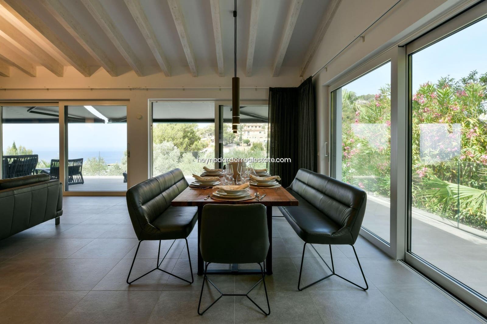 5 bedroom Villa for sale in Puerto de Andratx with pool garage - € 6,500,000 (Ref: 9420216)