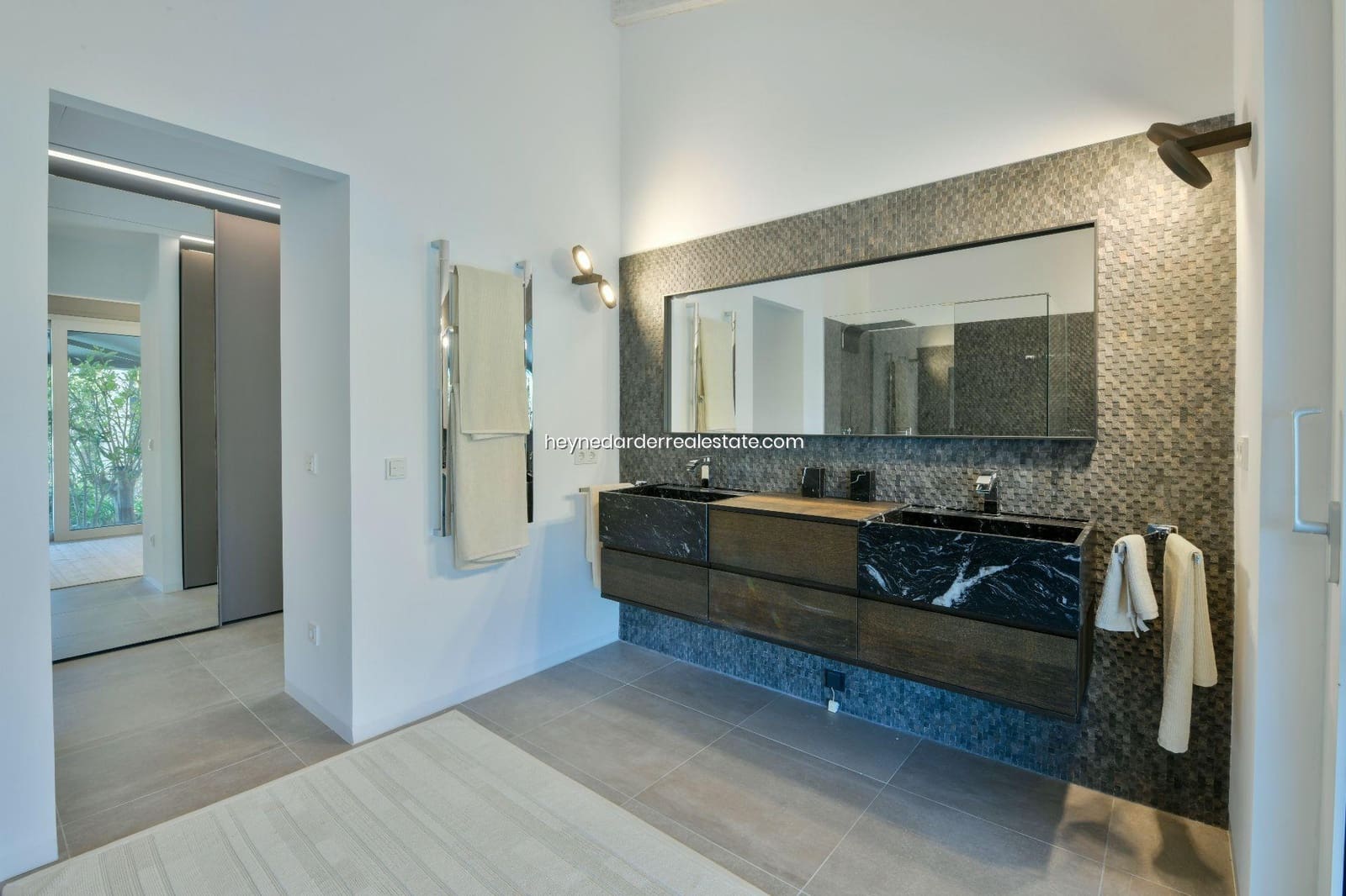 5 bedroom Villa for sale in Puerto de Andratx with pool garage - € 6,500,000 (Ref: 9420216)