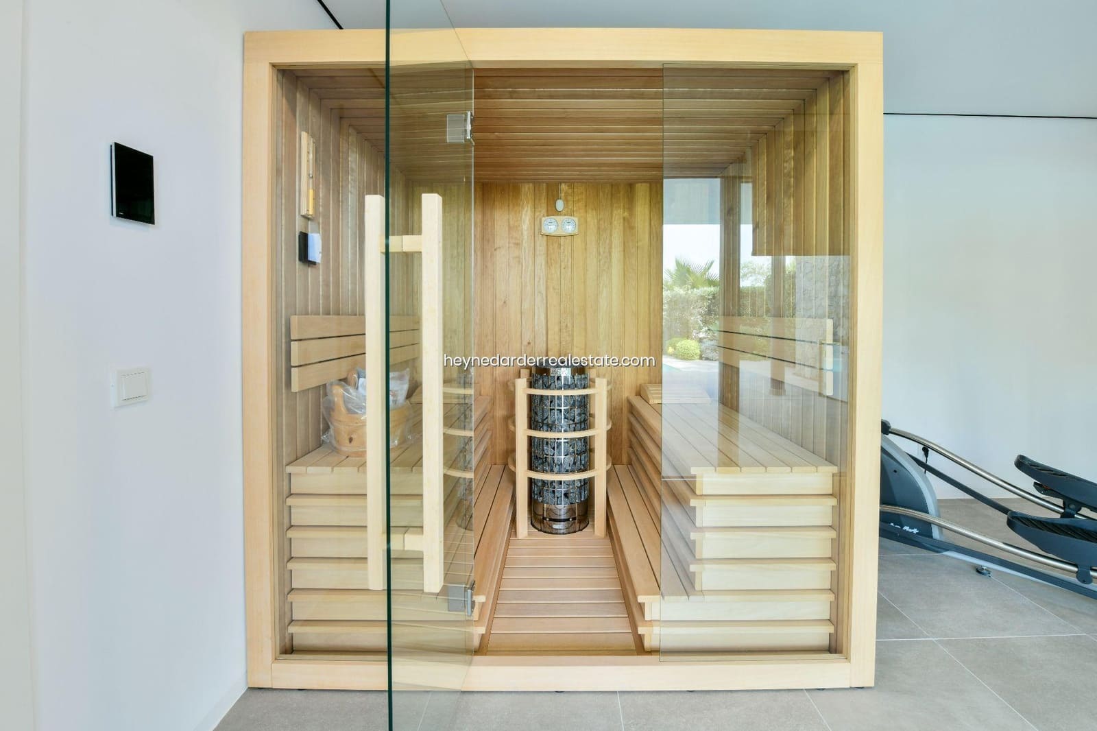 5 bedroom Villa for sale in Puerto de Andratx with pool garage - € 6,500,000 (Ref: 9420216)