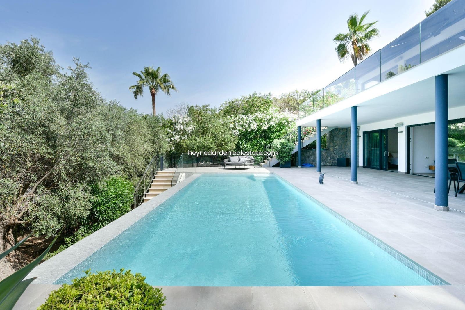 5 bedroom Villa for sale in Puerto de Andratx with pool garage - € 6,500,000 (Ref: 9420216)