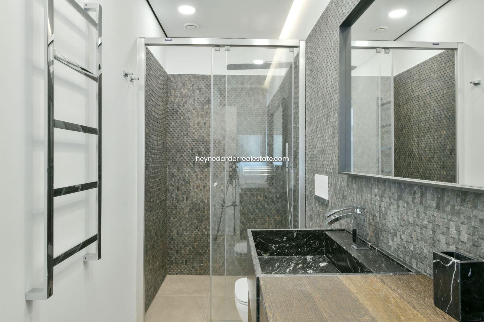 5 bedroom Villa for sale in Puerto de Andratx with pool garage - € 6,500,000 (Ref: 9420216)